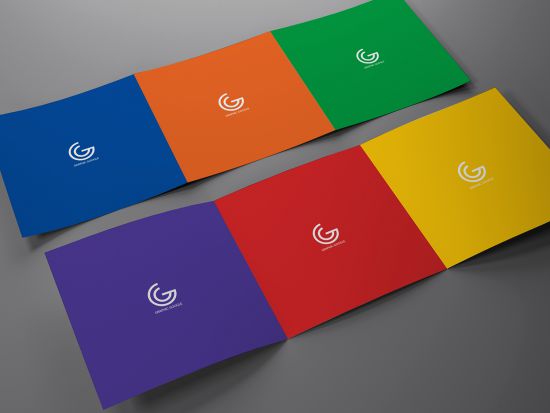  موکاپ بروشور سه لت خشتی